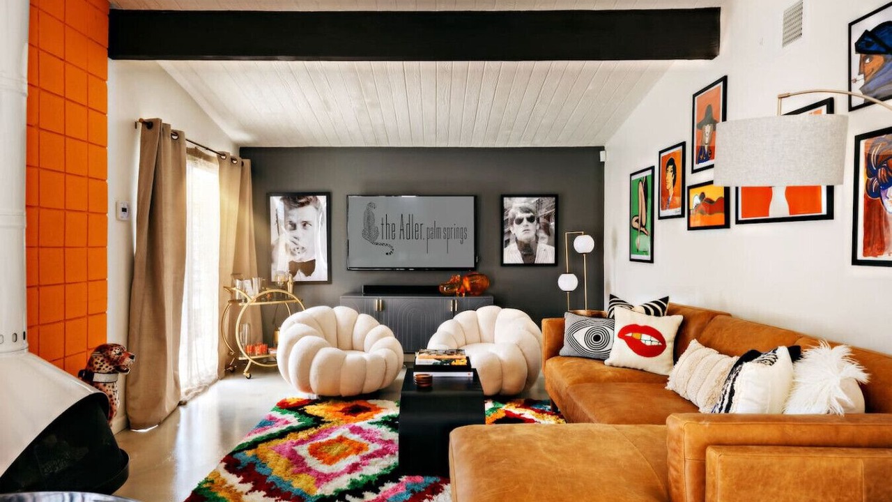 Photo of Livingroom in Racquet Club Estates