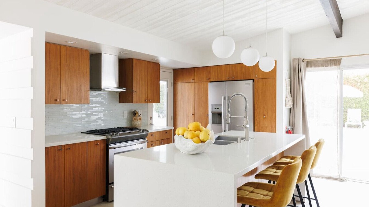 Photo of Kitchen in Racquet Club Estates