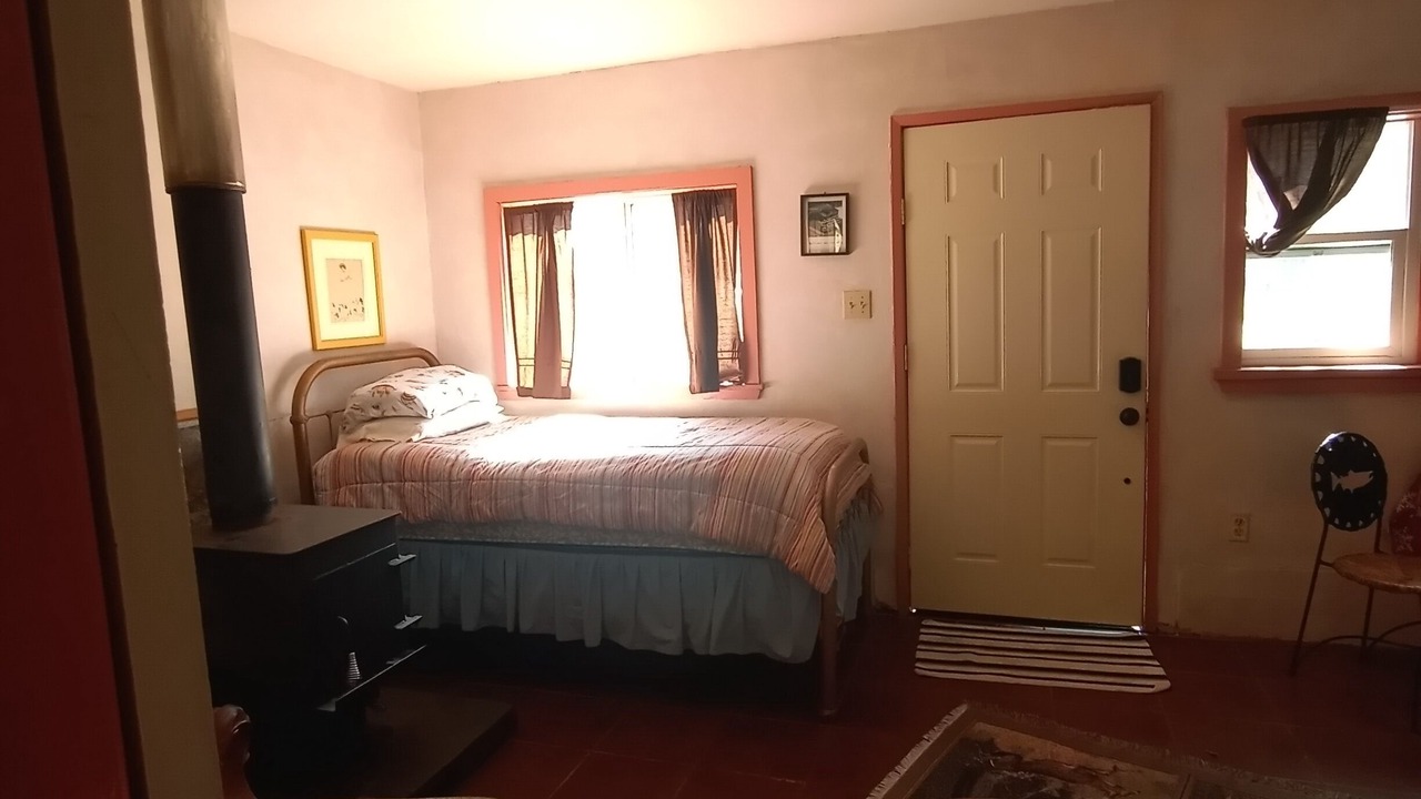 Photo of Livingroom in Happy Camp