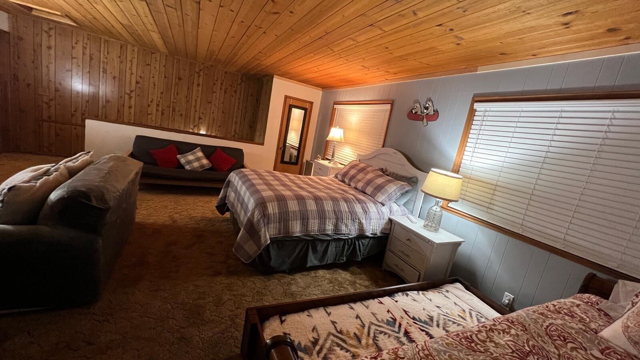 Photo of Bedroom in Arnold