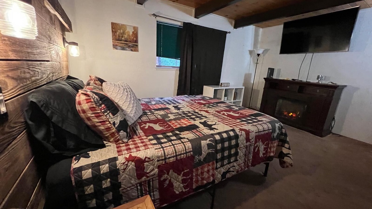 Photo of Bedroom in Arnold