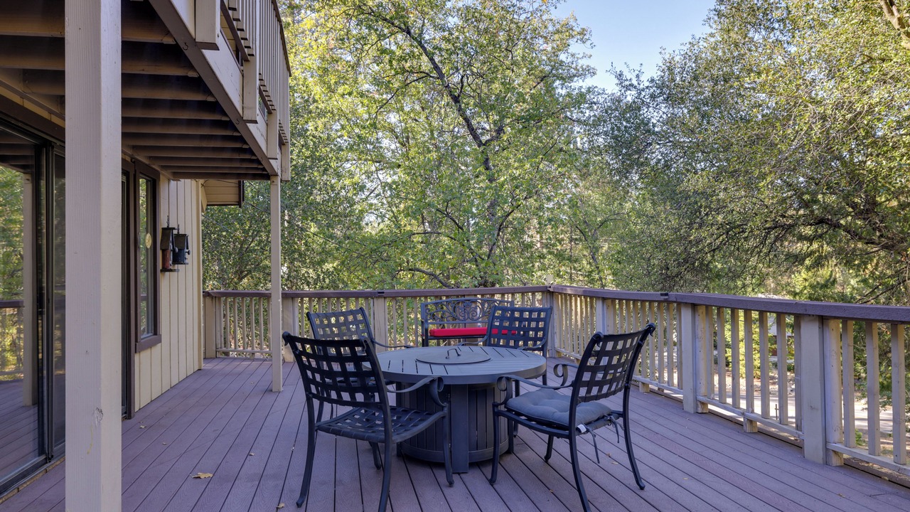 Photo of Outdoor in Groveland