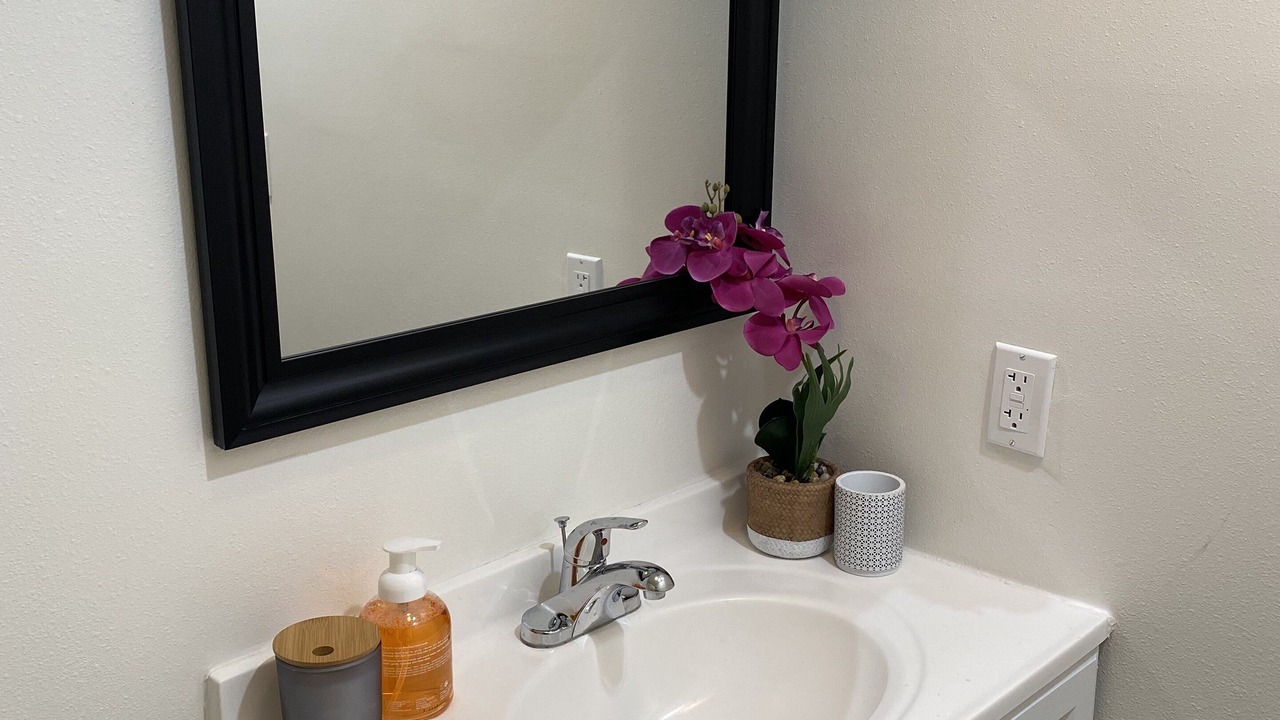 Photo of Bathroom in Woodland Hills