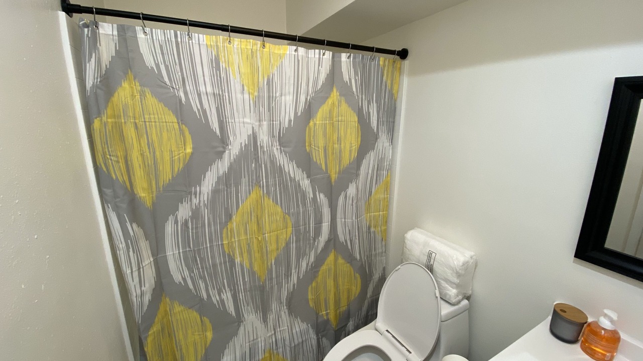 Photo of Bathroom in Woodland Hills