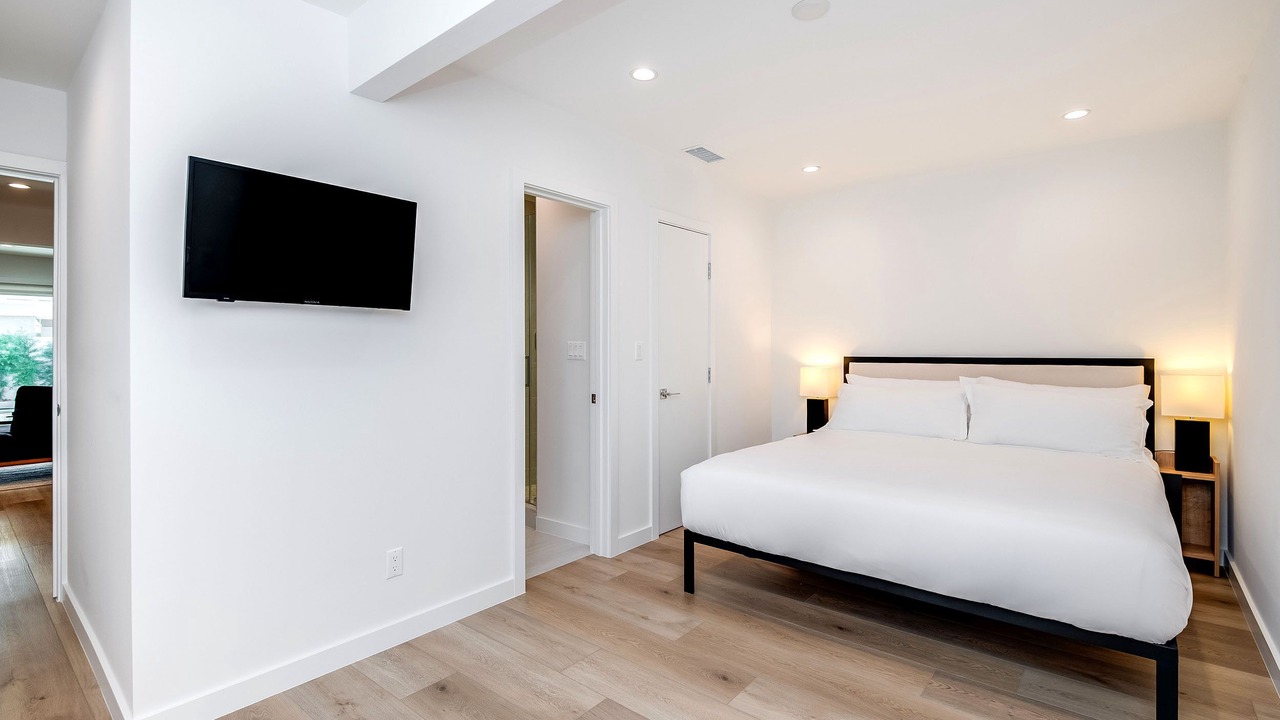 Photo of Bedroom in Encino