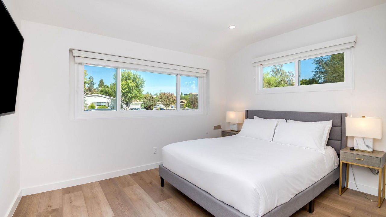 Photo of Bedroom in Encino