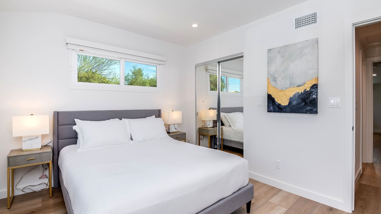 Photo of Bedroom in Encino