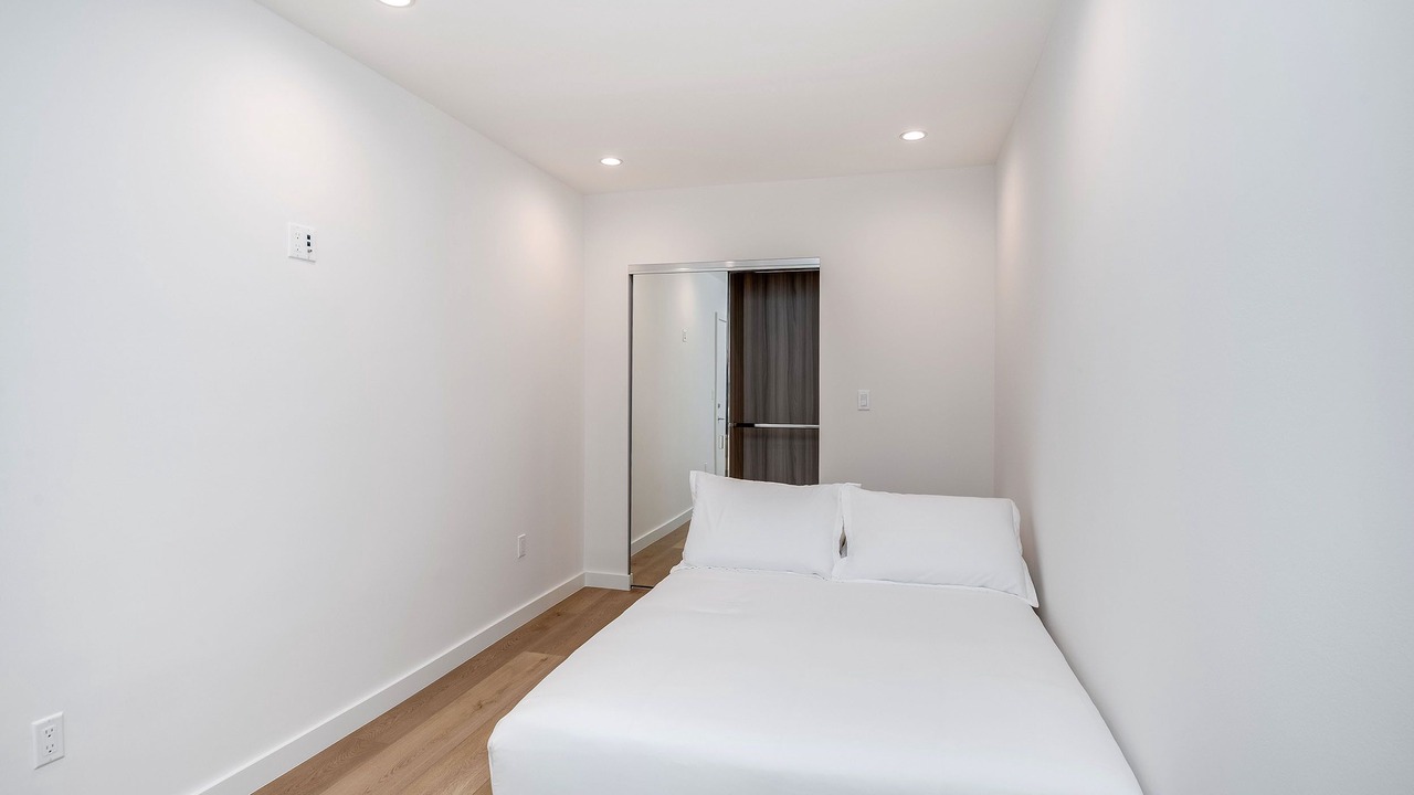 Photo of Bedroom in Encino