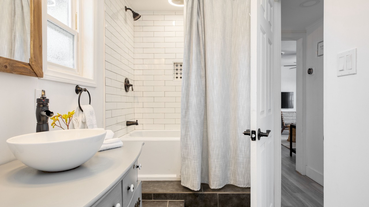 Photo of Bathroom in Indian Cove