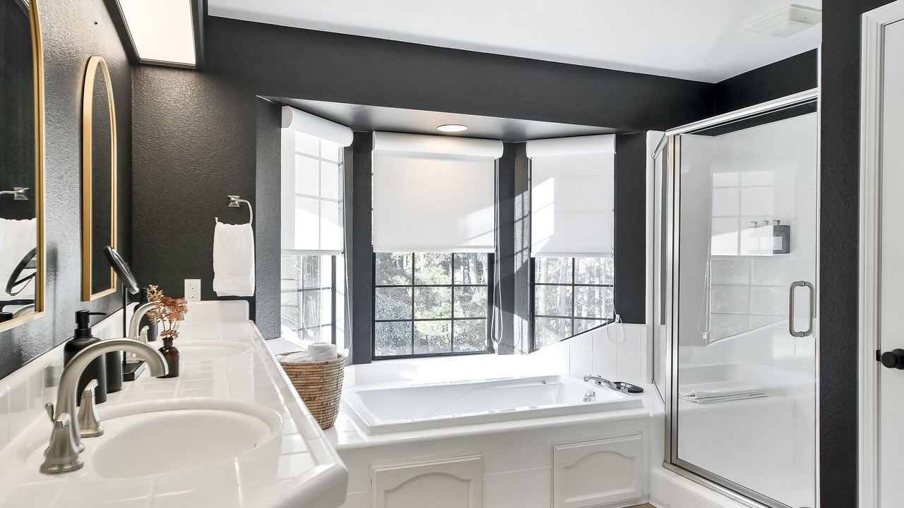 Photo of Bathroom in Sebastopol