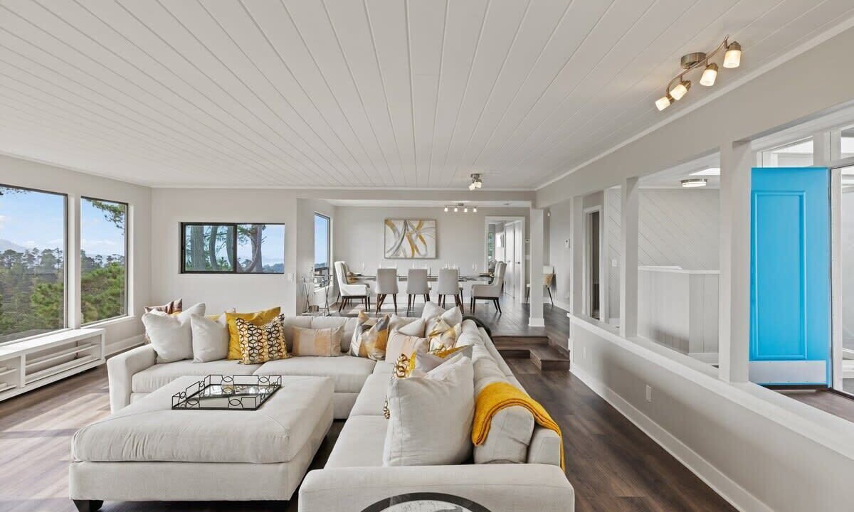 Photo of Livingroom in Carmel