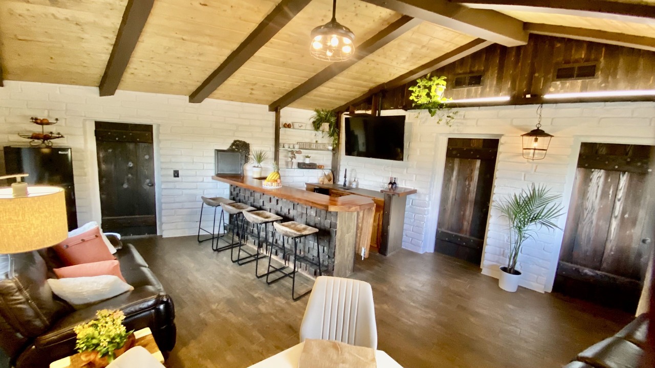 Photo of Livingroom in Kit Carson