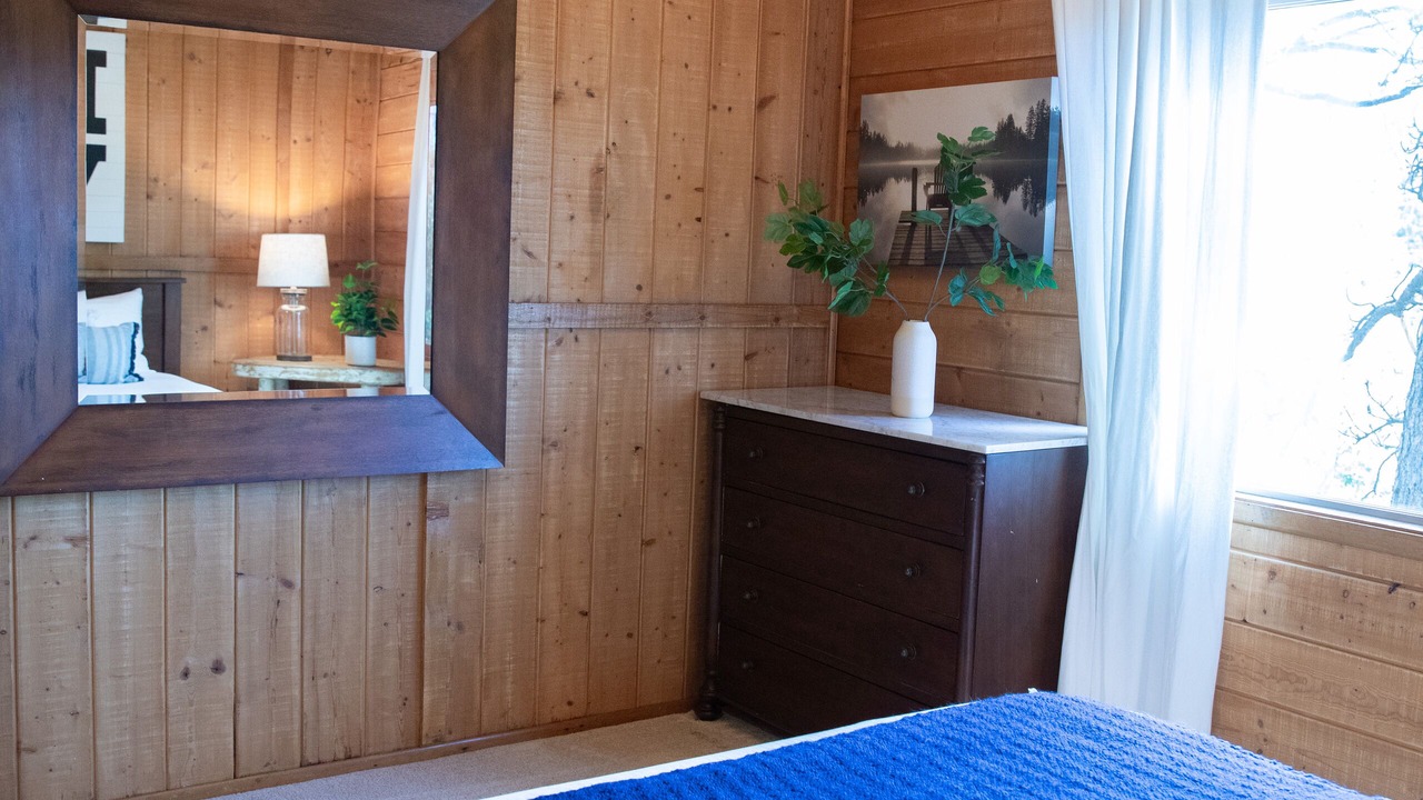Photo of Bedroom in Lake Arrowhead