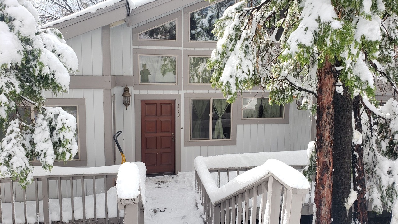 Photo of Outdoor in Lake Arrowhead