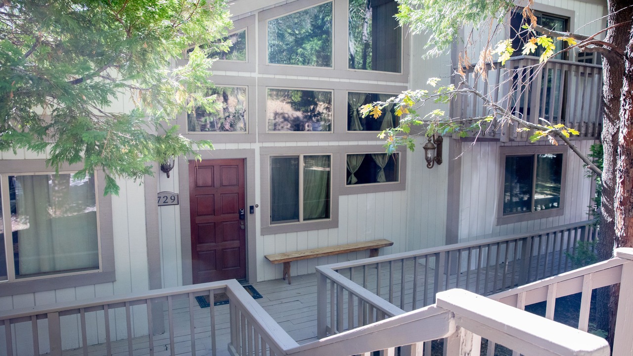 Photo of Outdoor in Lake Arrowhead