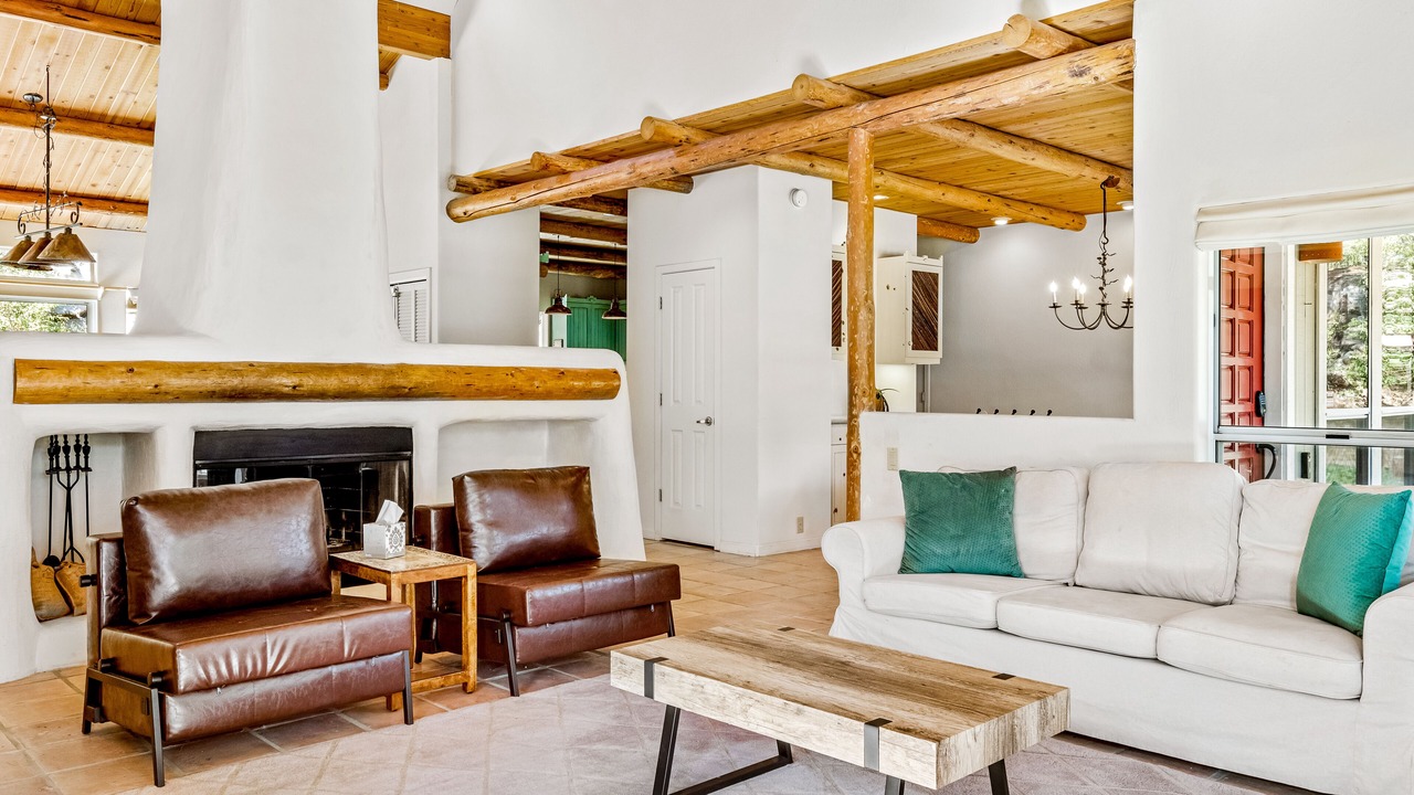 Photo of Livingroom in Forest Meadows