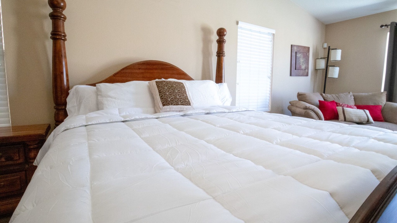 Photo of Bedroom in Shadow Hills