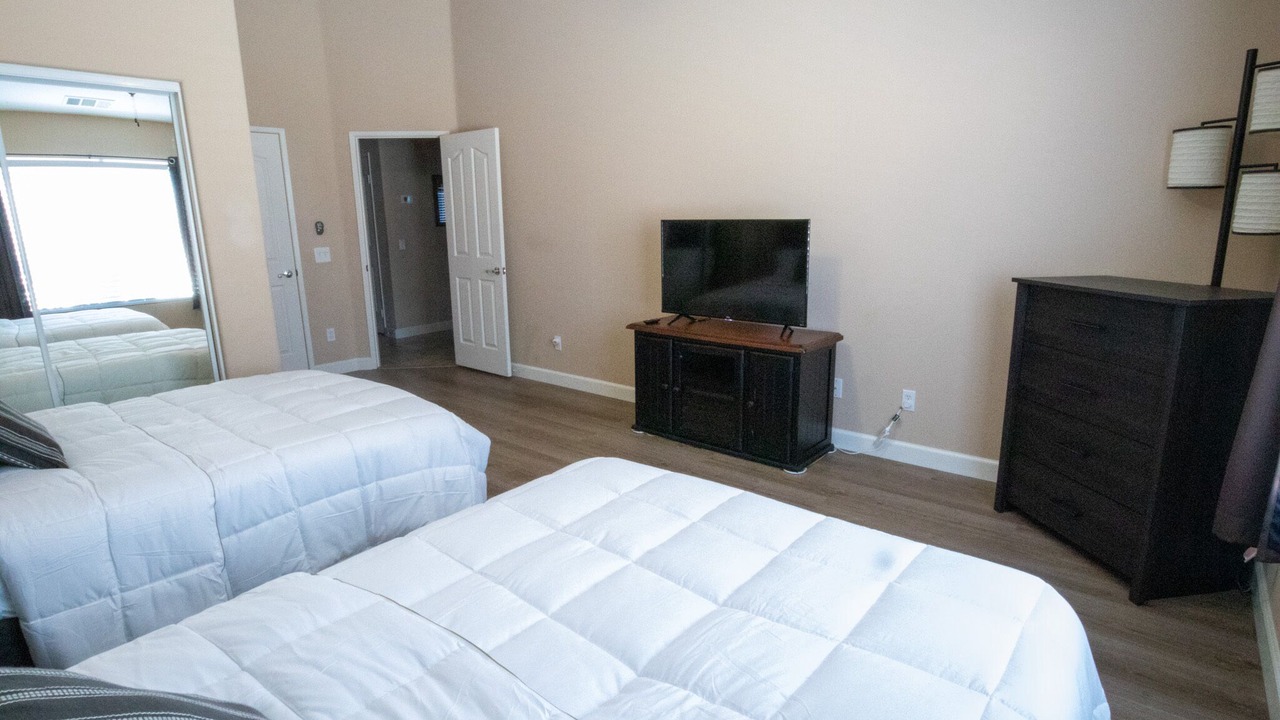 Photo of Bedroom in Shadow Hills