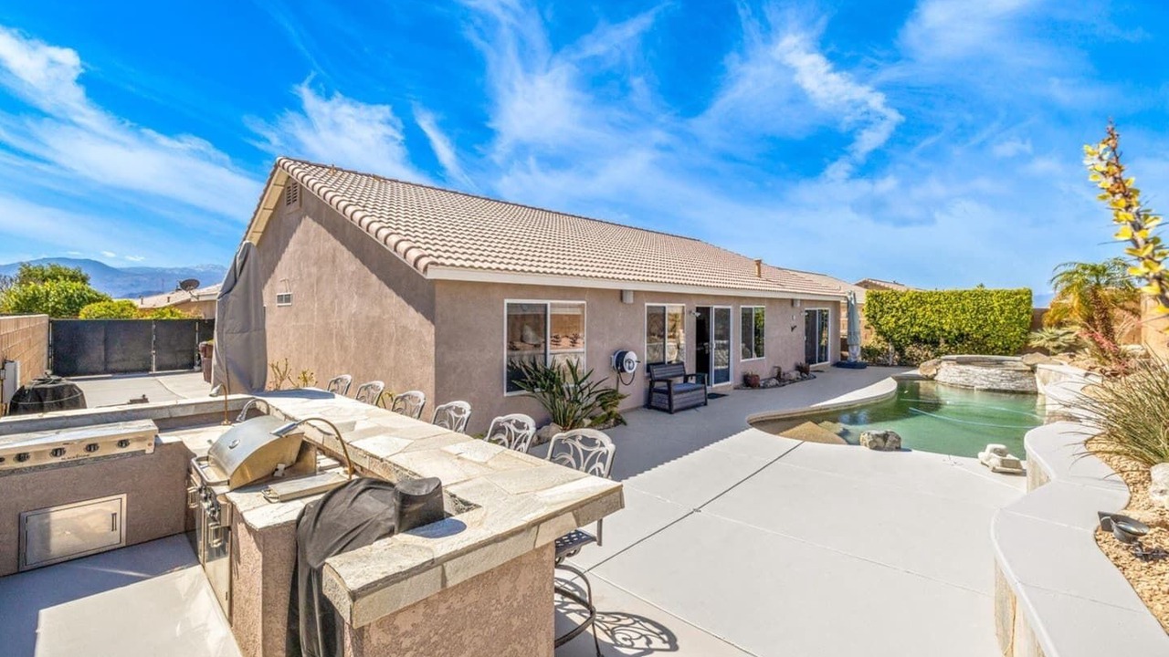 Photo of Outdoor in Shadow Hills