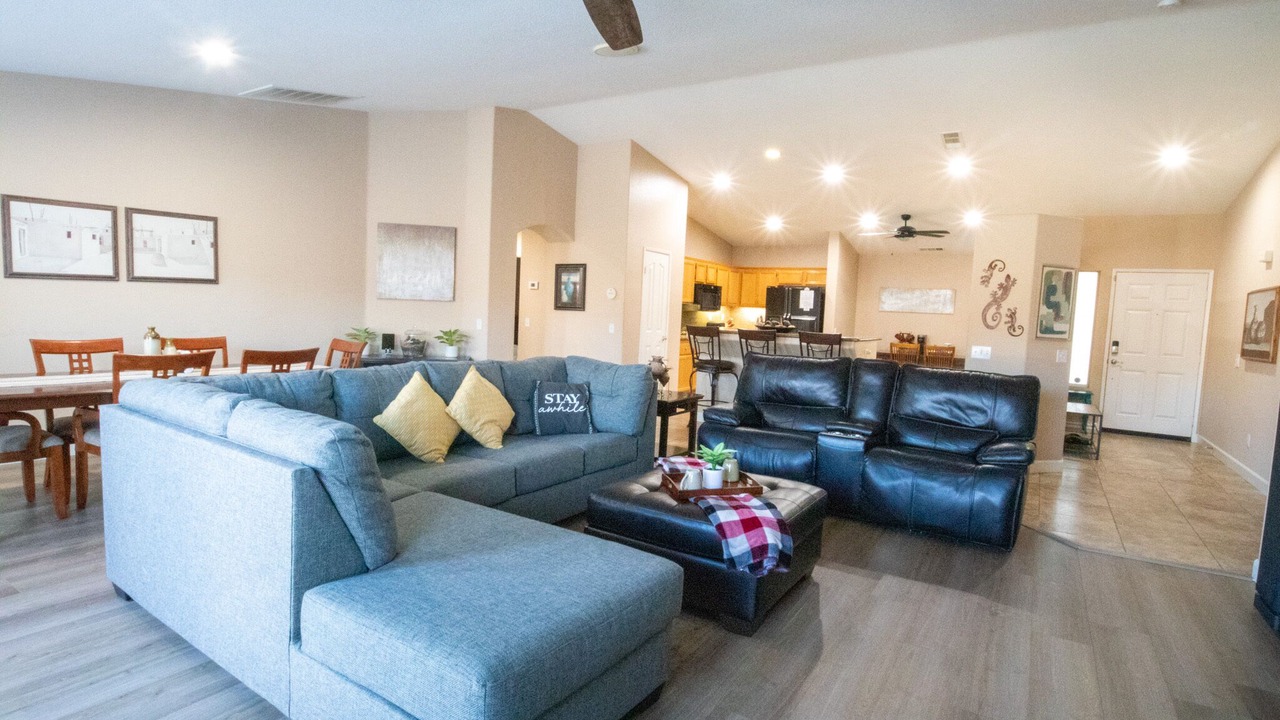 Photo of Bedroom in Shadow Hills