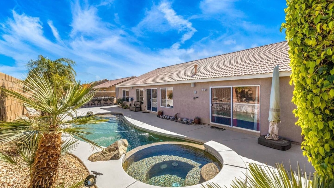 Photo of Outdoor in Shadow Hills