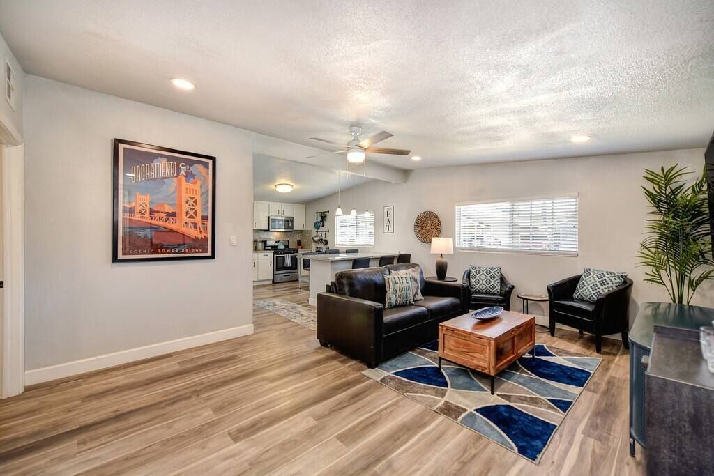 Photo of Livingroom in Sacramento