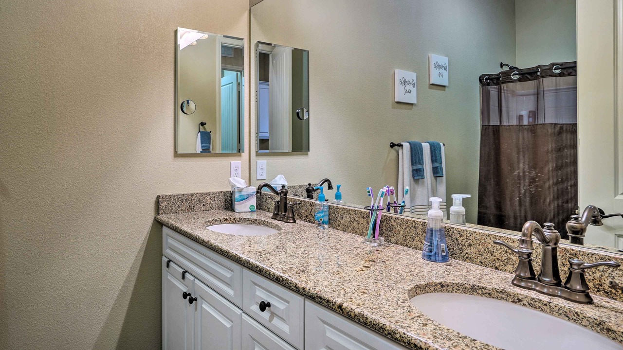 Photo of Bathroom in Indio