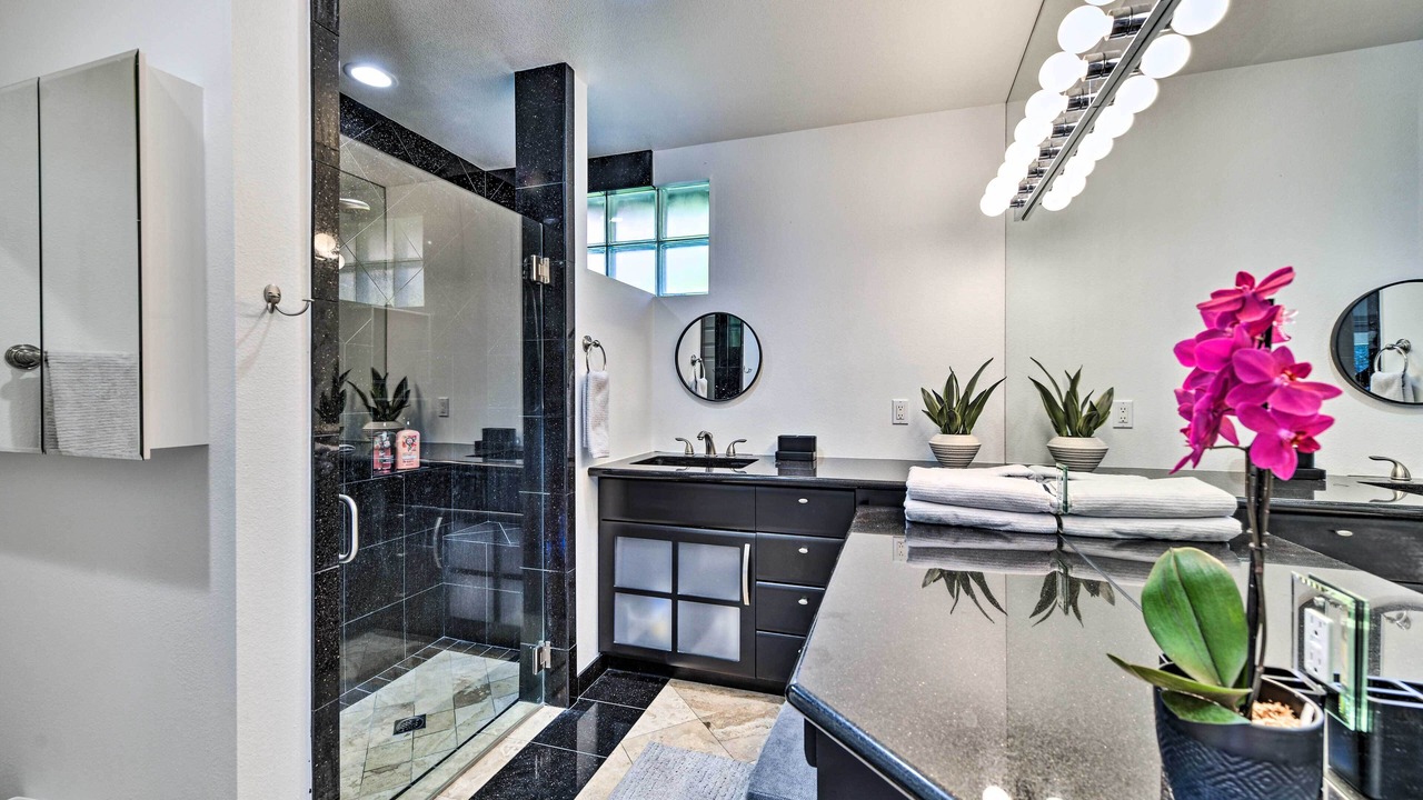 Photo of Bathroom in Deep Well Ranch