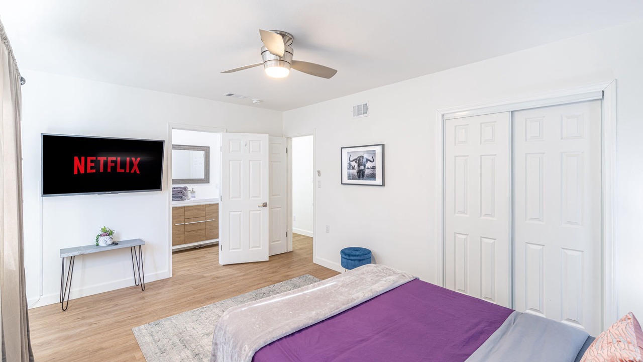 Photo of Bedroom in North Hills West