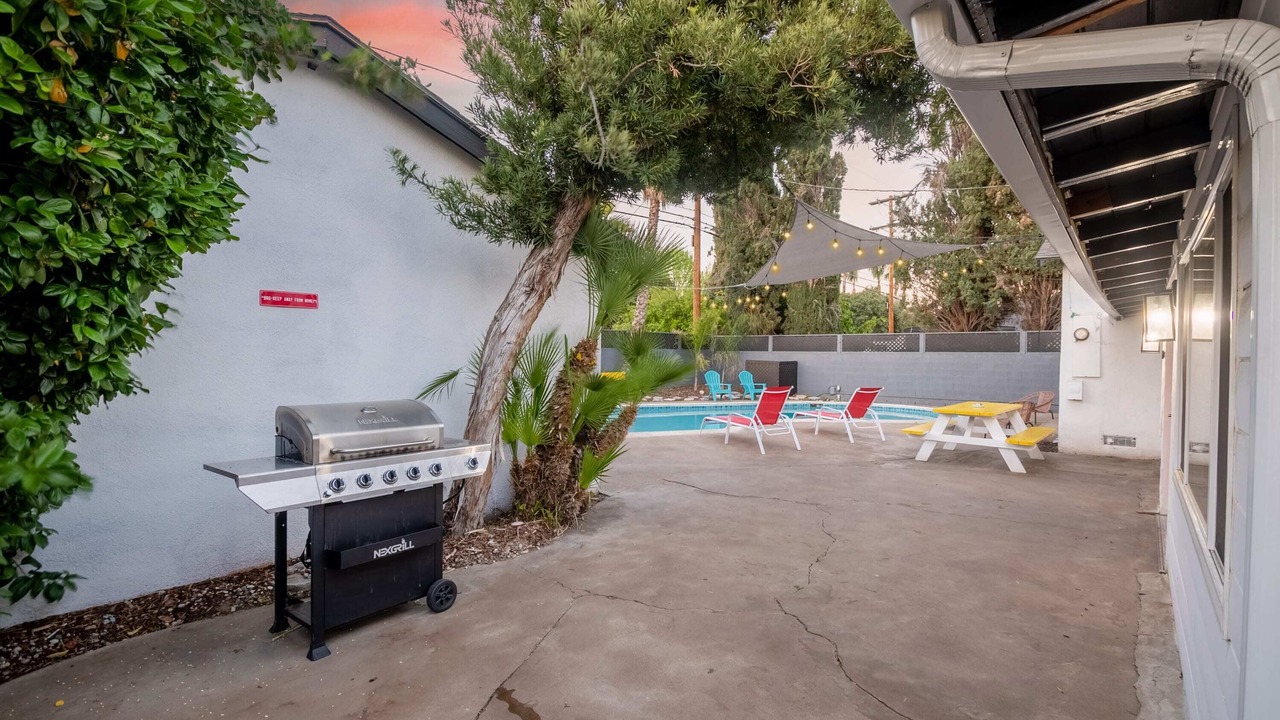 Photo of Outdoor in North Hills West