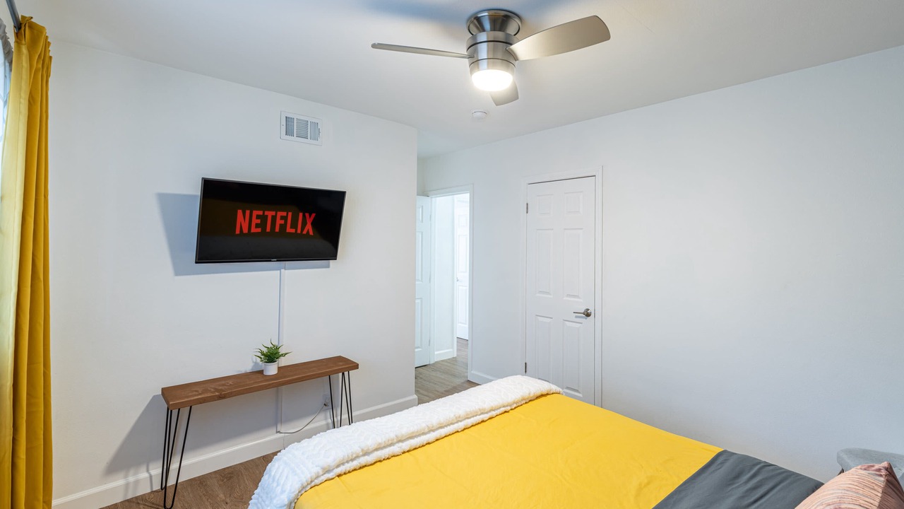 Photo of Bedroom in North Hills West