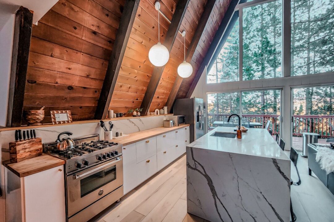 Photo of Kitchen in Lake Arrowhead