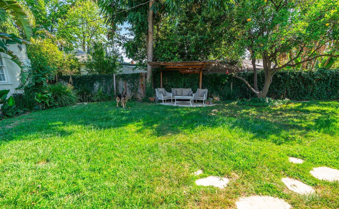 Photo of Outdoor in Valley Glen