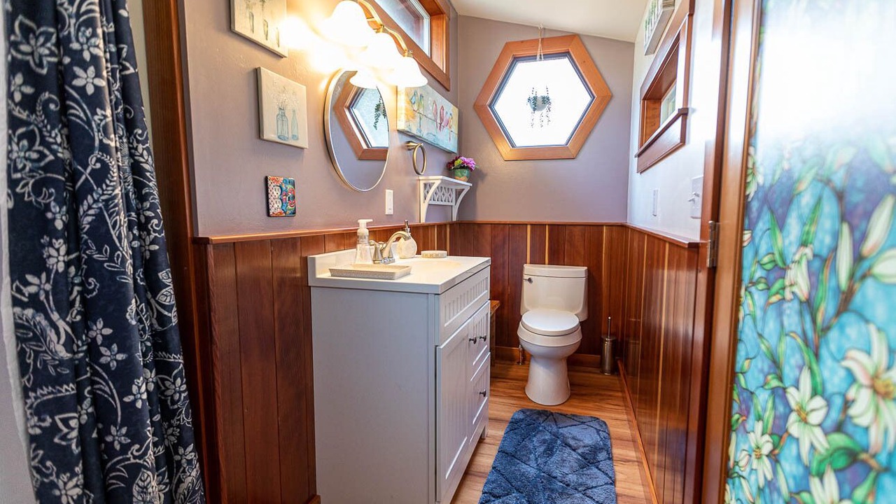 Photo of Bathroom in Fort Bragg