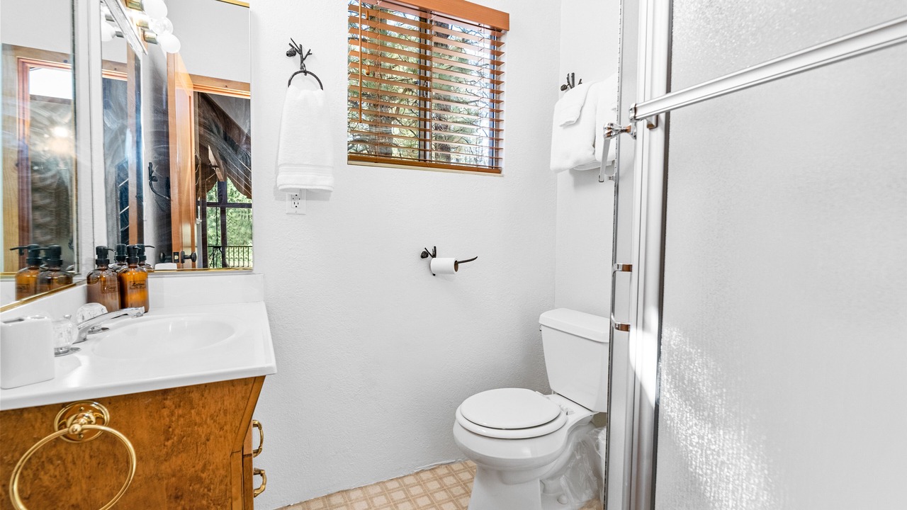 Photo of Bathroom in Fox Farm