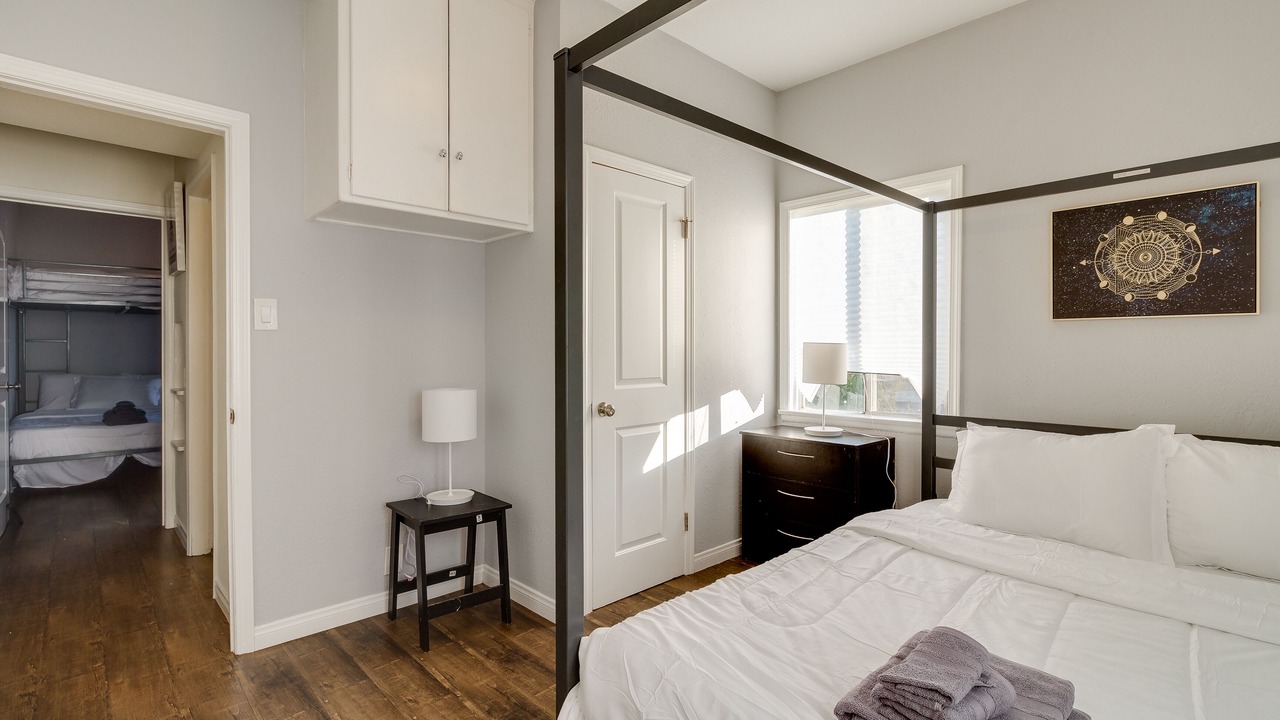 Photo of Bedroom in San Fernando