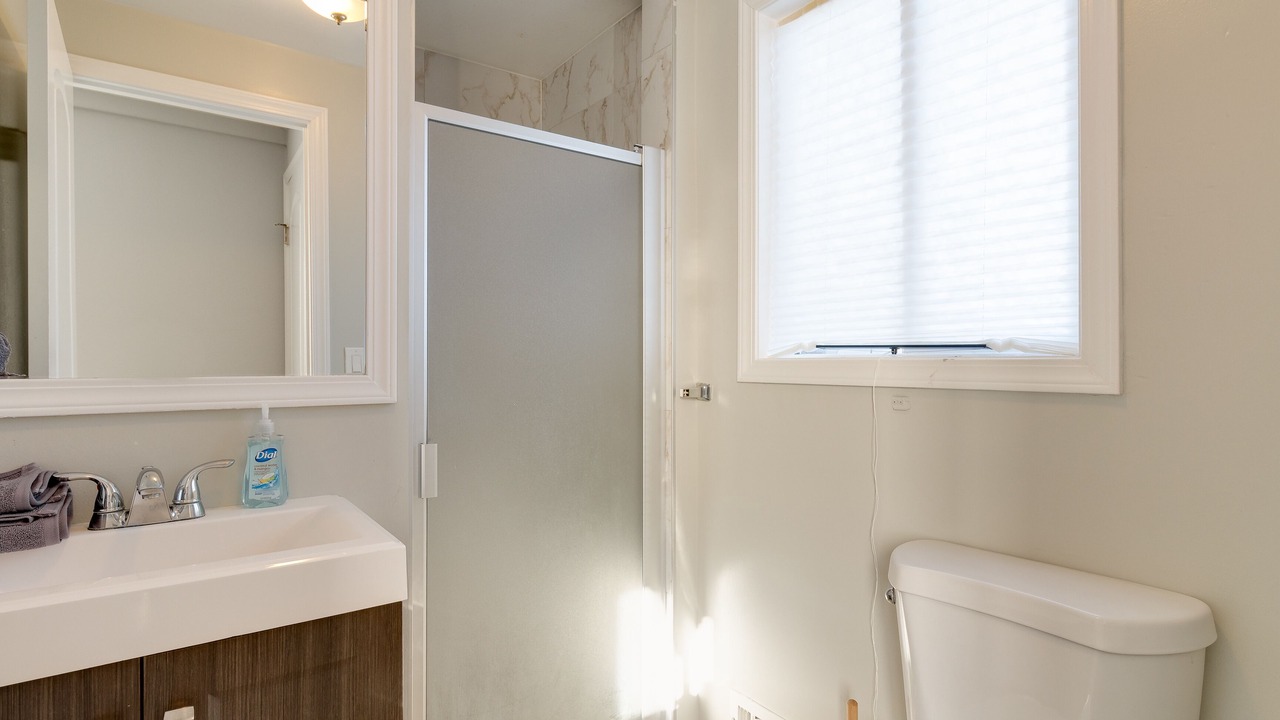 Photo of Bathroom in San Fernando