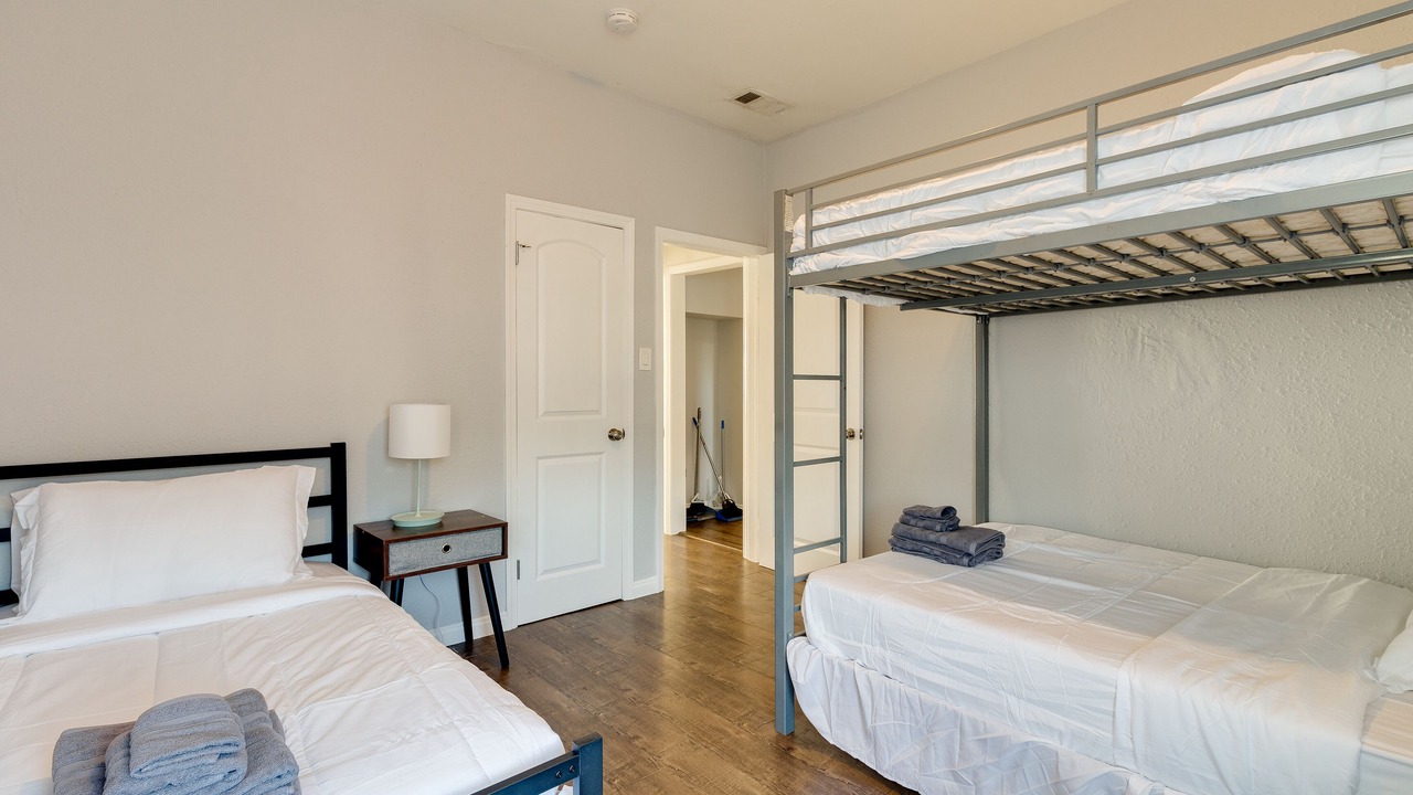 Photo of Bedroom in San Fernando