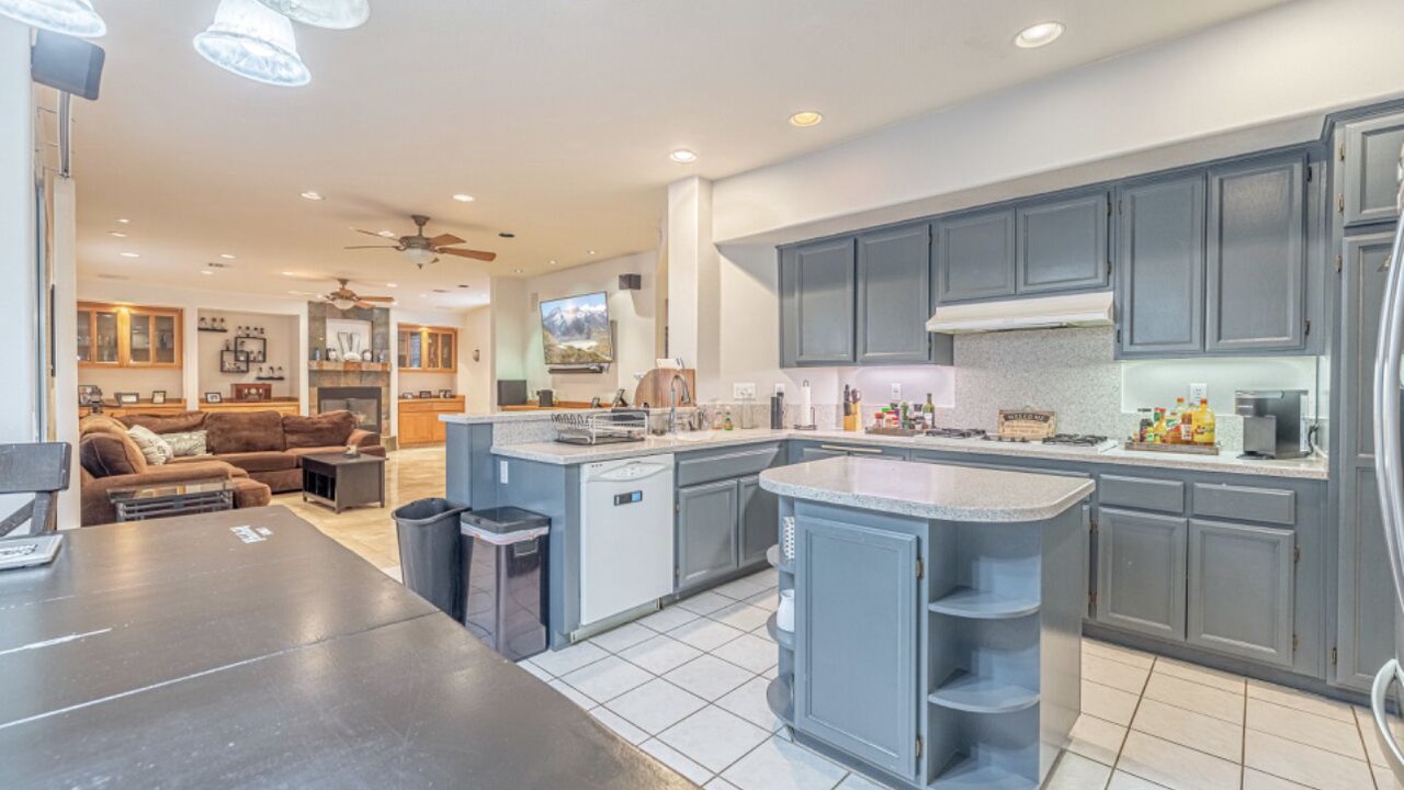Photo of Kitchen in Palmdale