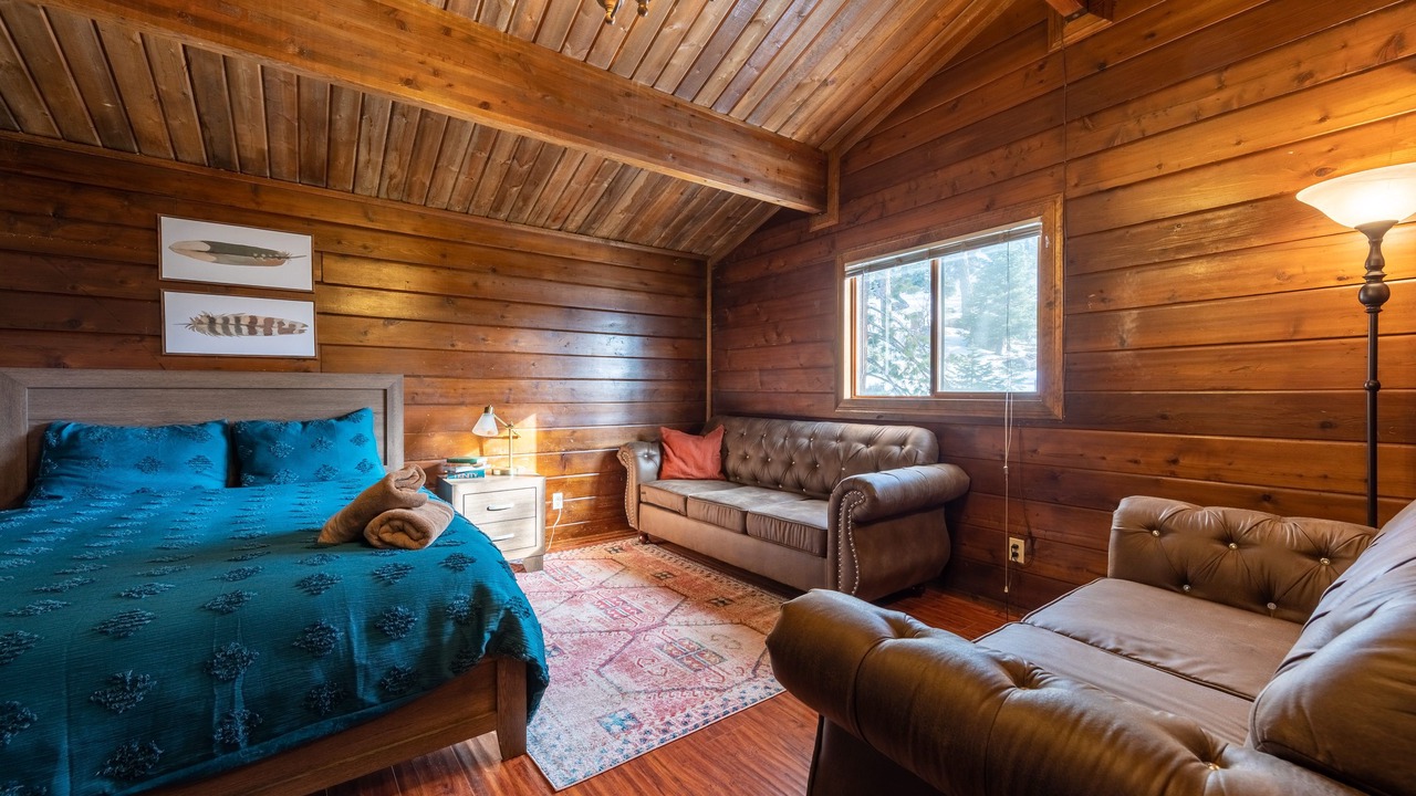 Photo of Livingroom in Running Springs