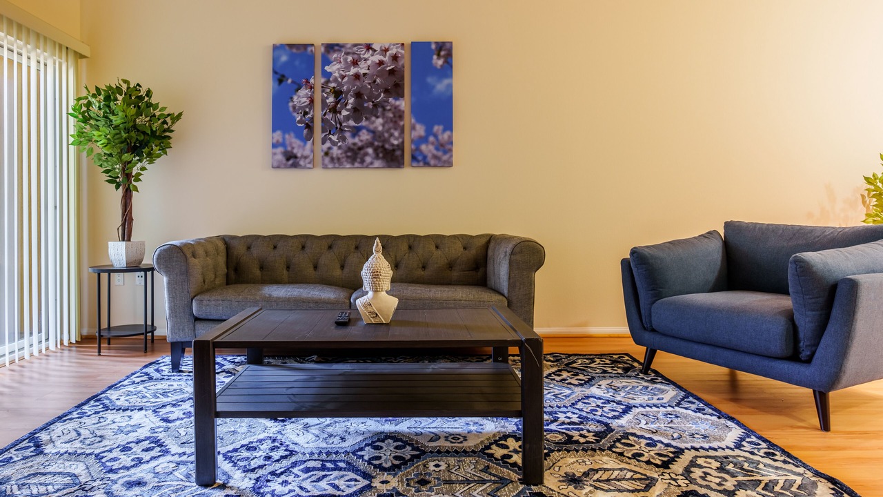 Photo of Livingroom in Wilshire