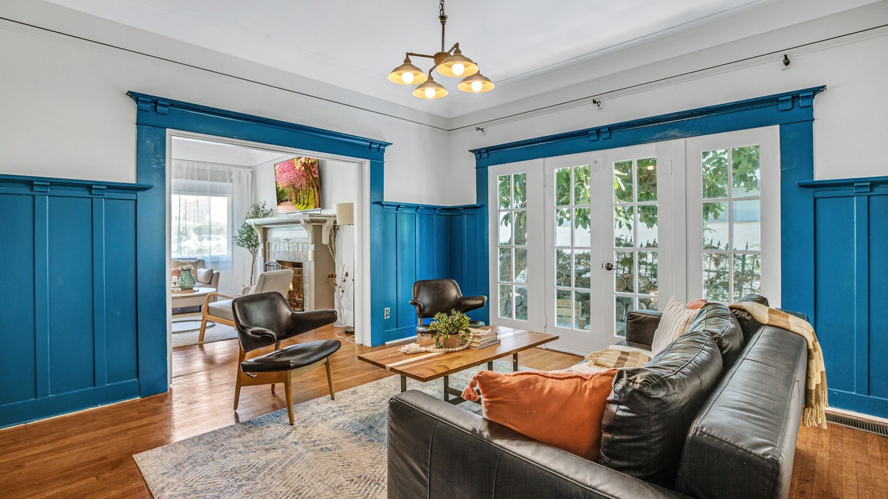 Photo of Bedroom in Pasadena