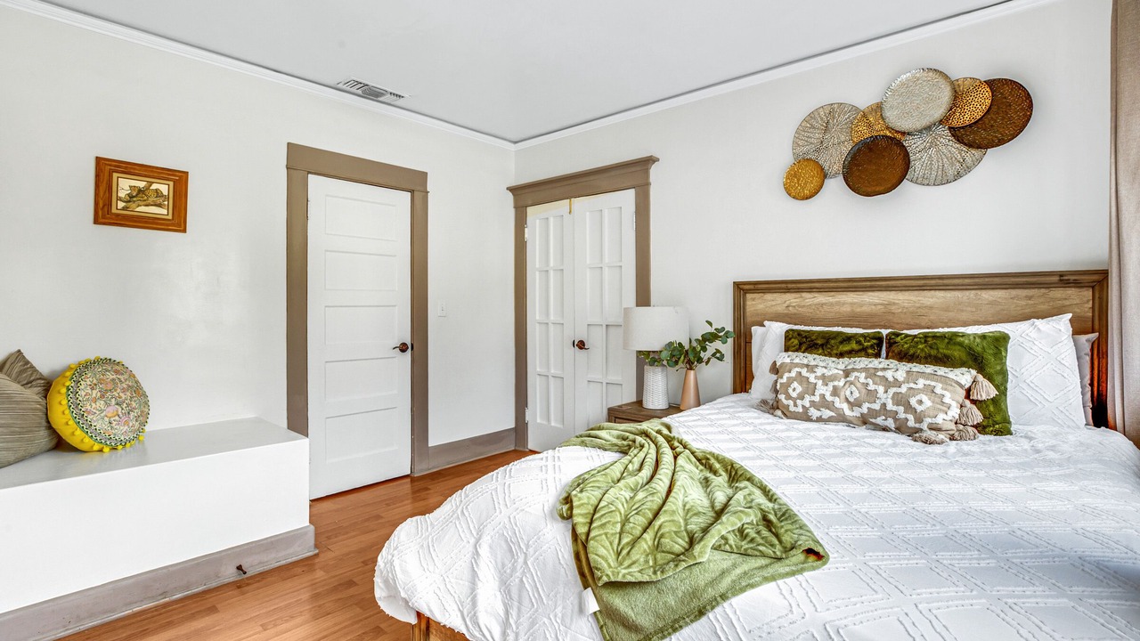 Photo of Bedroom in Pasadena