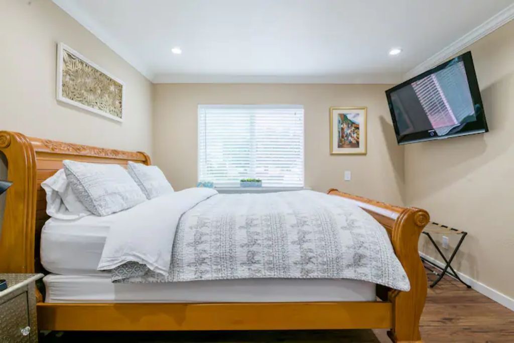 Photo of Bedroom in Redwood City