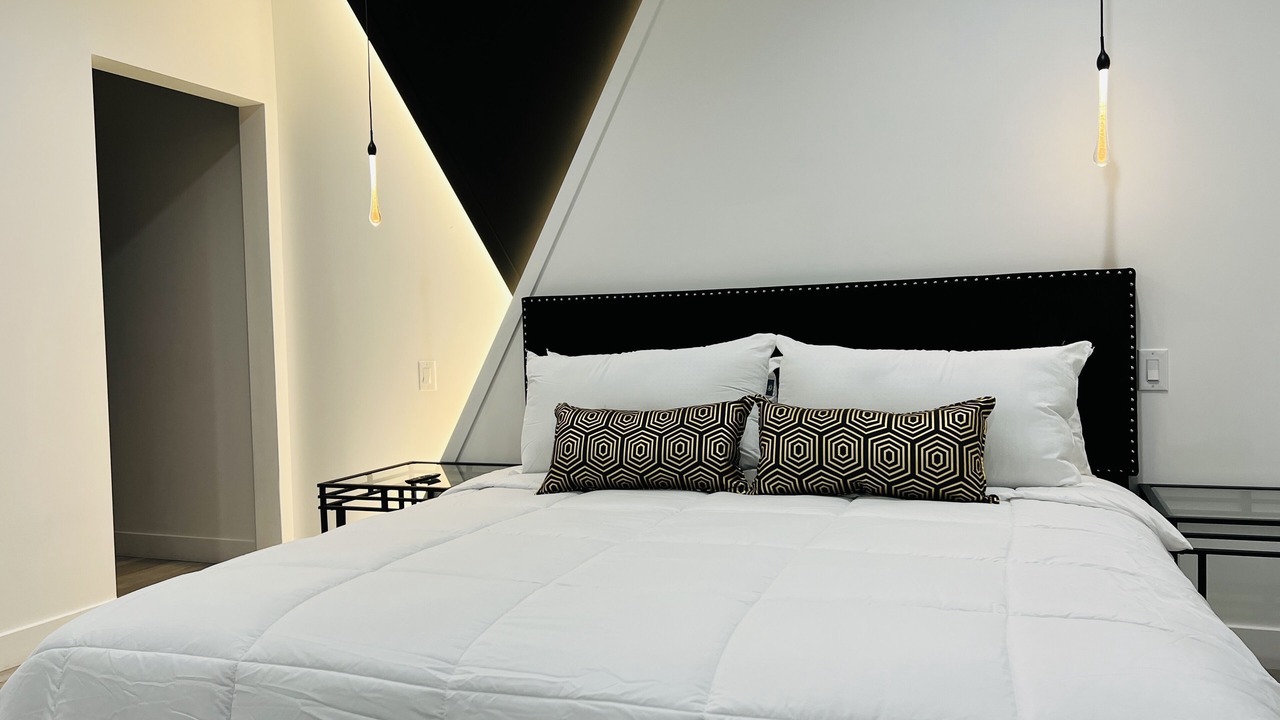 Photo of Bedroom in Van Nuys