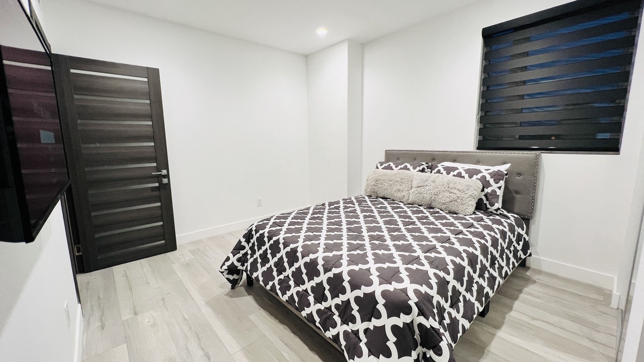 Photo of Bedroom in Van Nuys