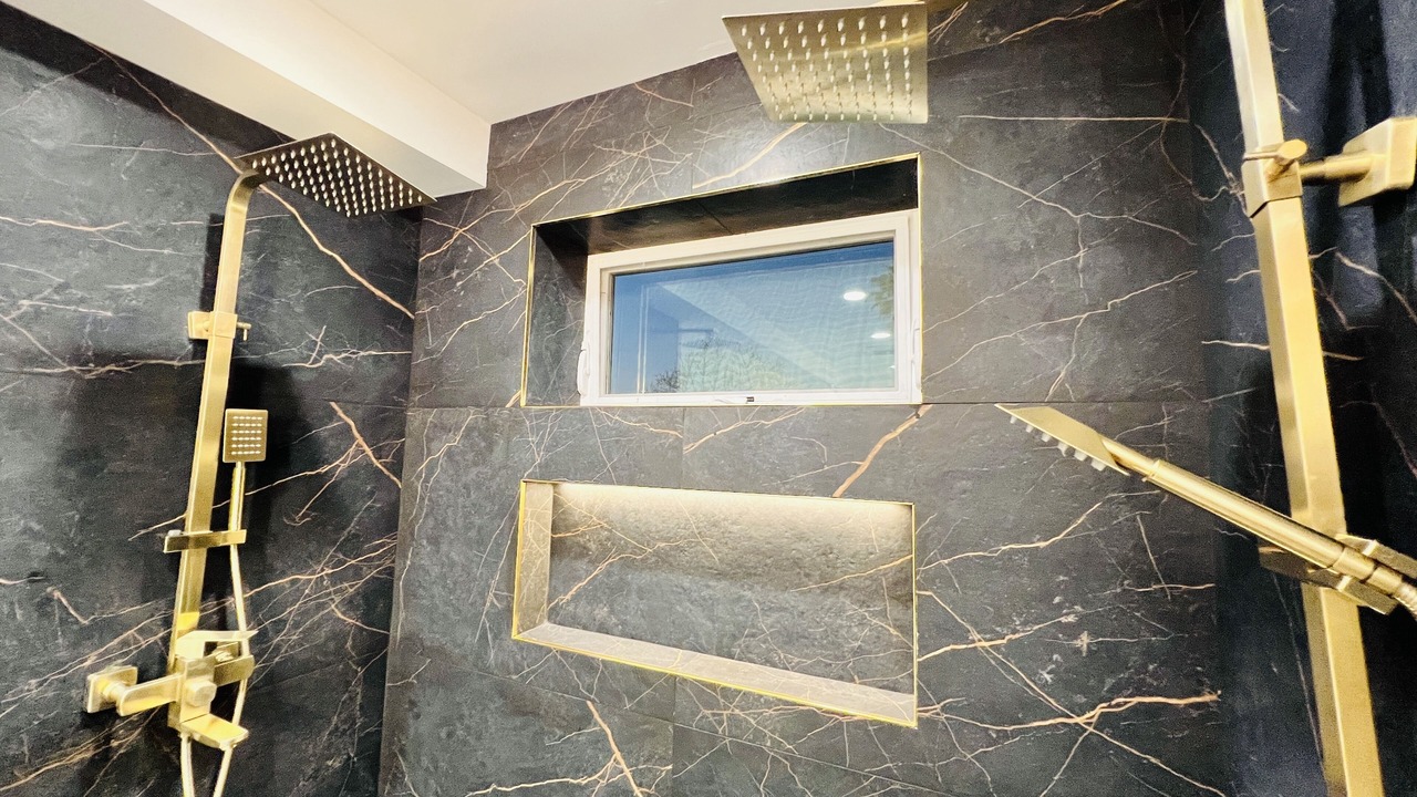 Photo of Bathroom in Van Nuys
