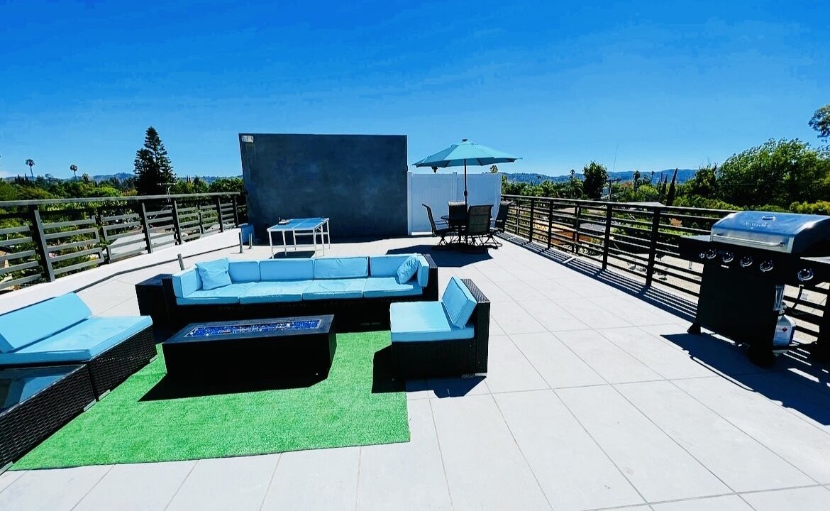 Photo of Outdoor in Van Nuys