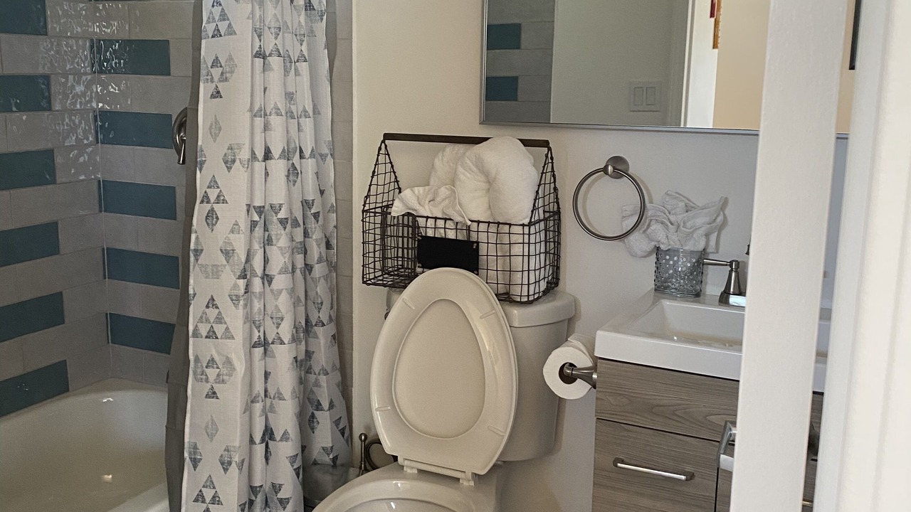 Photo of Bathroom in Vista