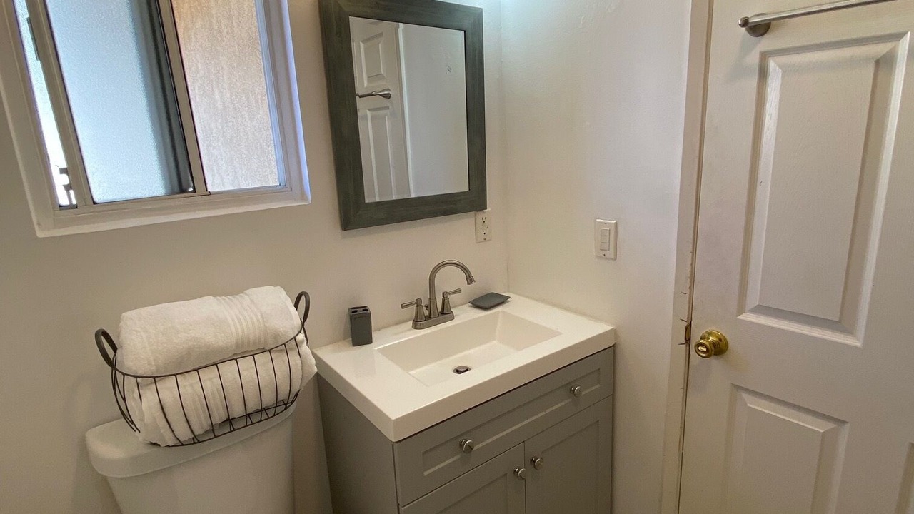 Photo of Bathroom in Harbor